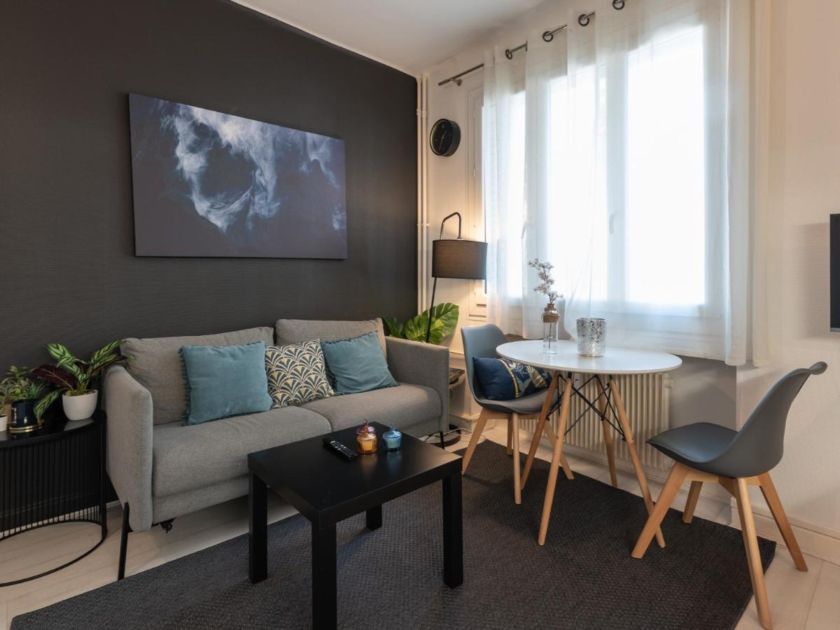 ビユールバンヌStudio Cosy Proche Lyon Part Dieuアパートメント エクステリア 写真